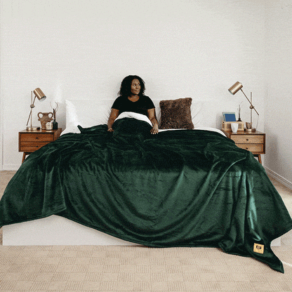 Factory Sale: Sherpa Stretch™ Blanket